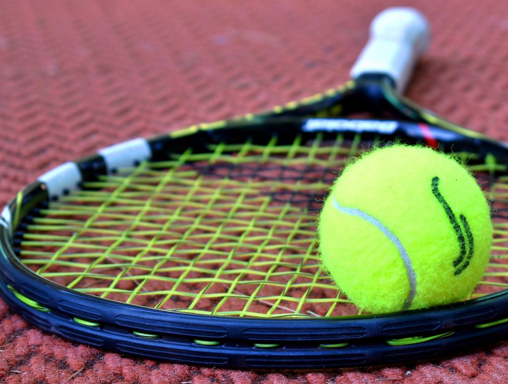 tennis-3552164_1920